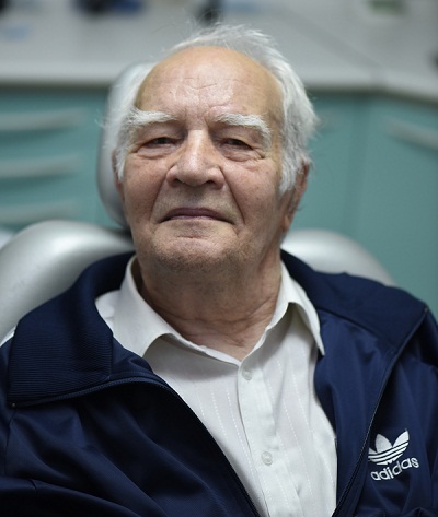 Имплантация зубов пациенту в возрасте 92 лет. Хирург- имплантолог Юдочкин АЮ